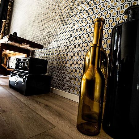 Апартаменти "Un Lieu Unique" Le Gold Et Le Cocon Аннесі Екстер'єр фото